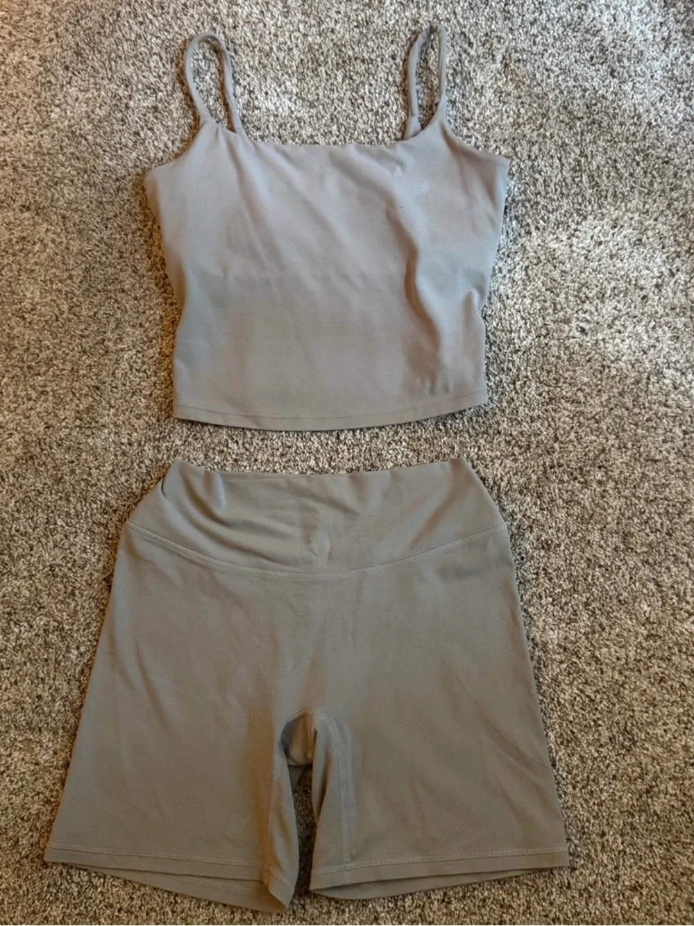 Oner active warm sand soft motion shorts set